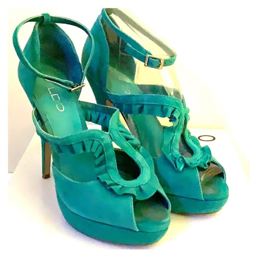 ALDO green suede peep toe heels